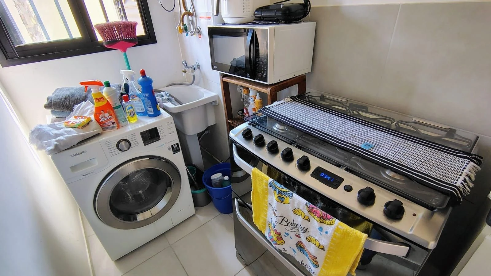 Furnished apartment, 50 m², with a grill on the balcony — photo 18