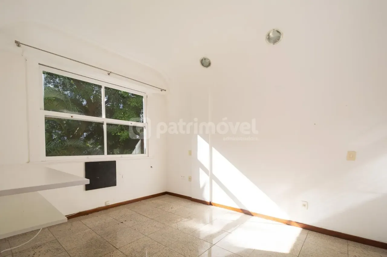 3-bedroom apartment with a separate gas kitchen — photo 17