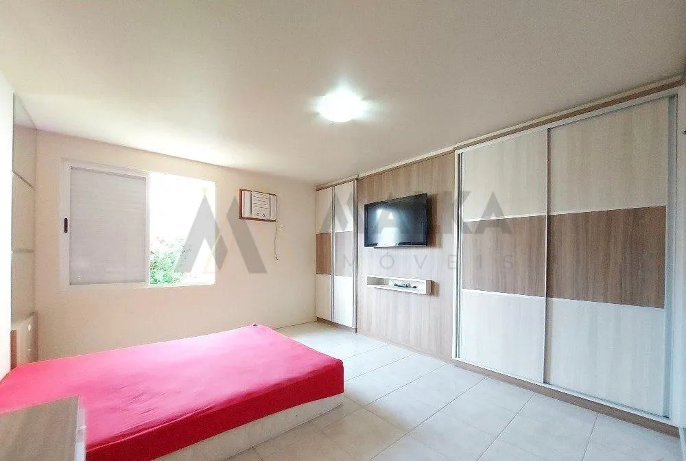 Home office in a 3-bedroom house, 174 m² — photo 8