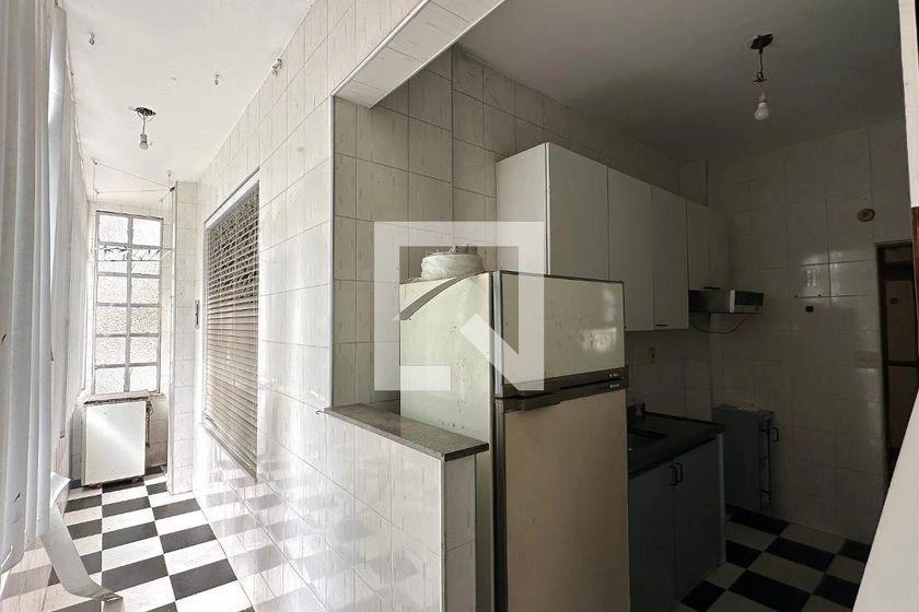 Apartamento de 2 quartos com vista para as montanhas