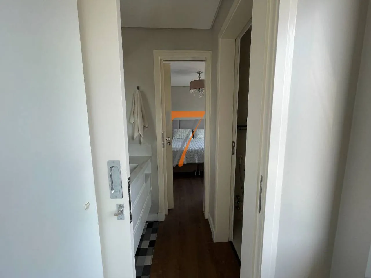 Furnished penthouse with 2 en-suite bedrooms and 210 m² — photo 56