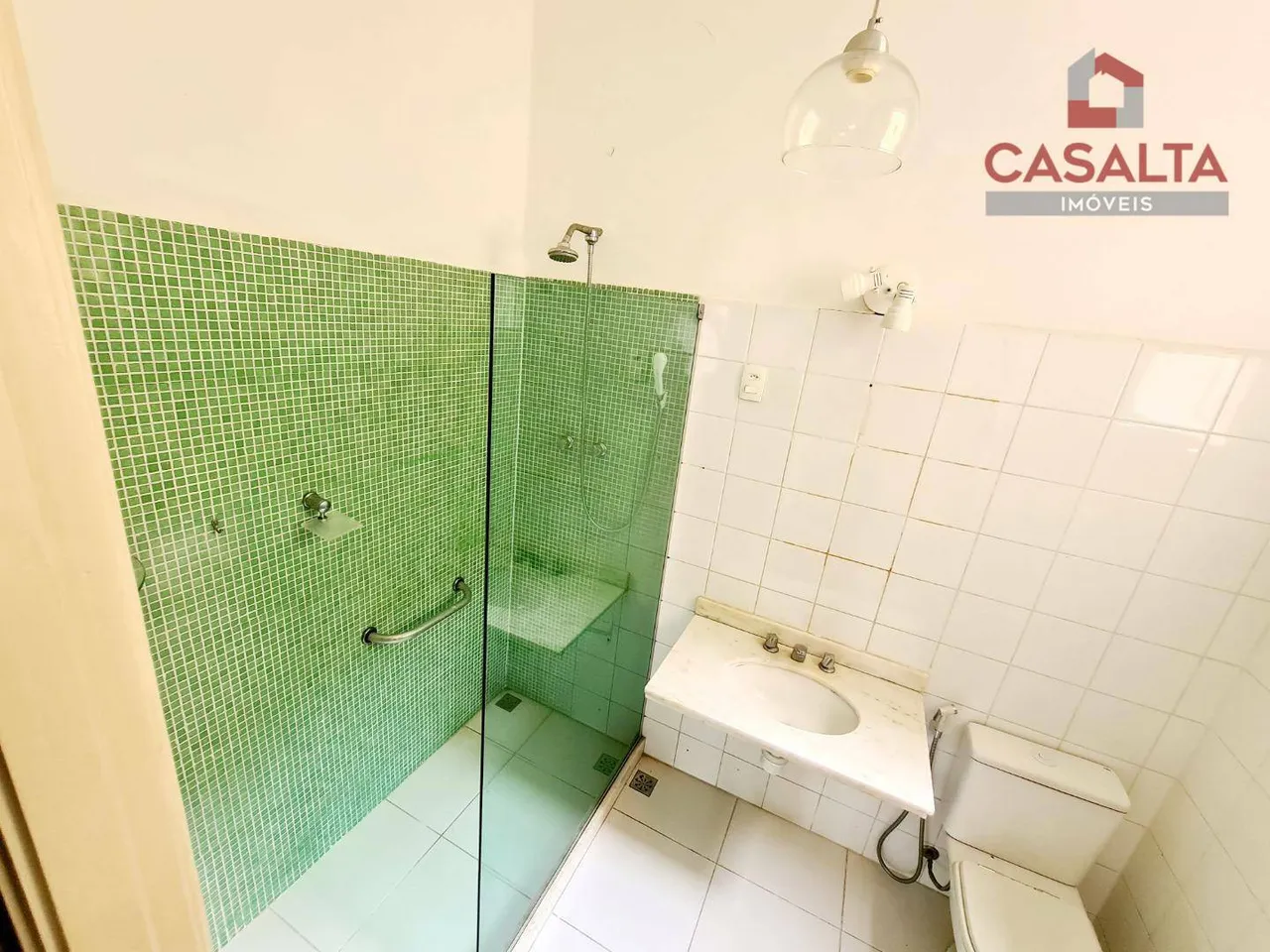 102 m² apartment with 3 bedrooms and 1 bathroom — photo 2