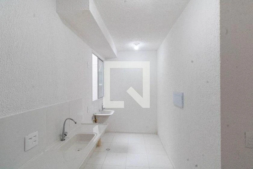 2-bedroom apartment in a building with a gym — photo 38