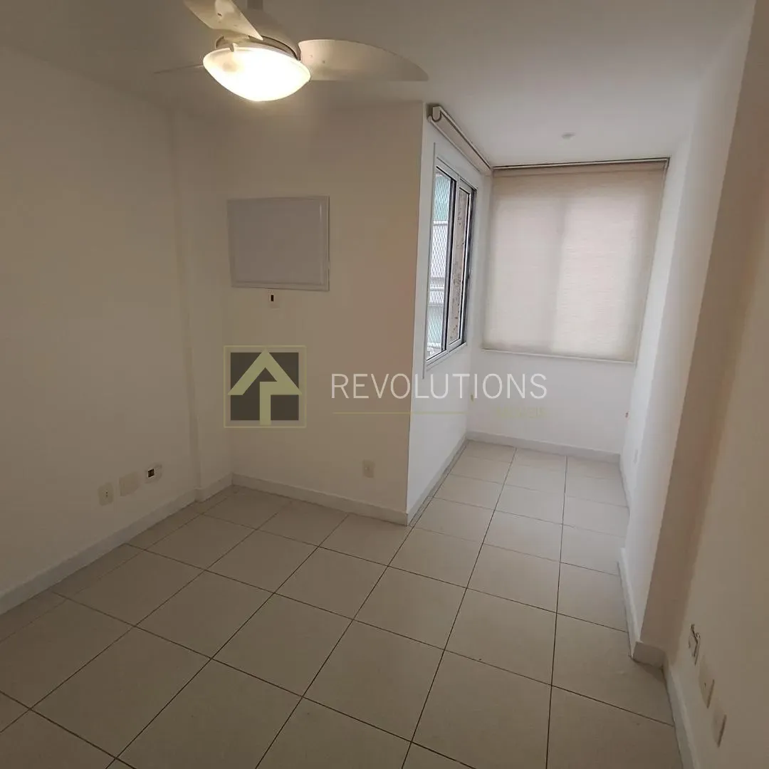 Apartamento de 3 quartos com 5 banheiros e cozinha fechada — photo 14