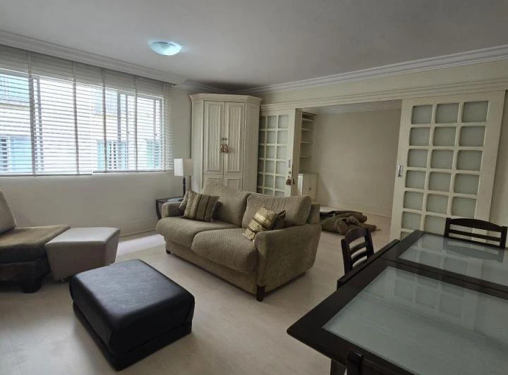 Furnished 2-bedroom apartment with a separate kitchen
