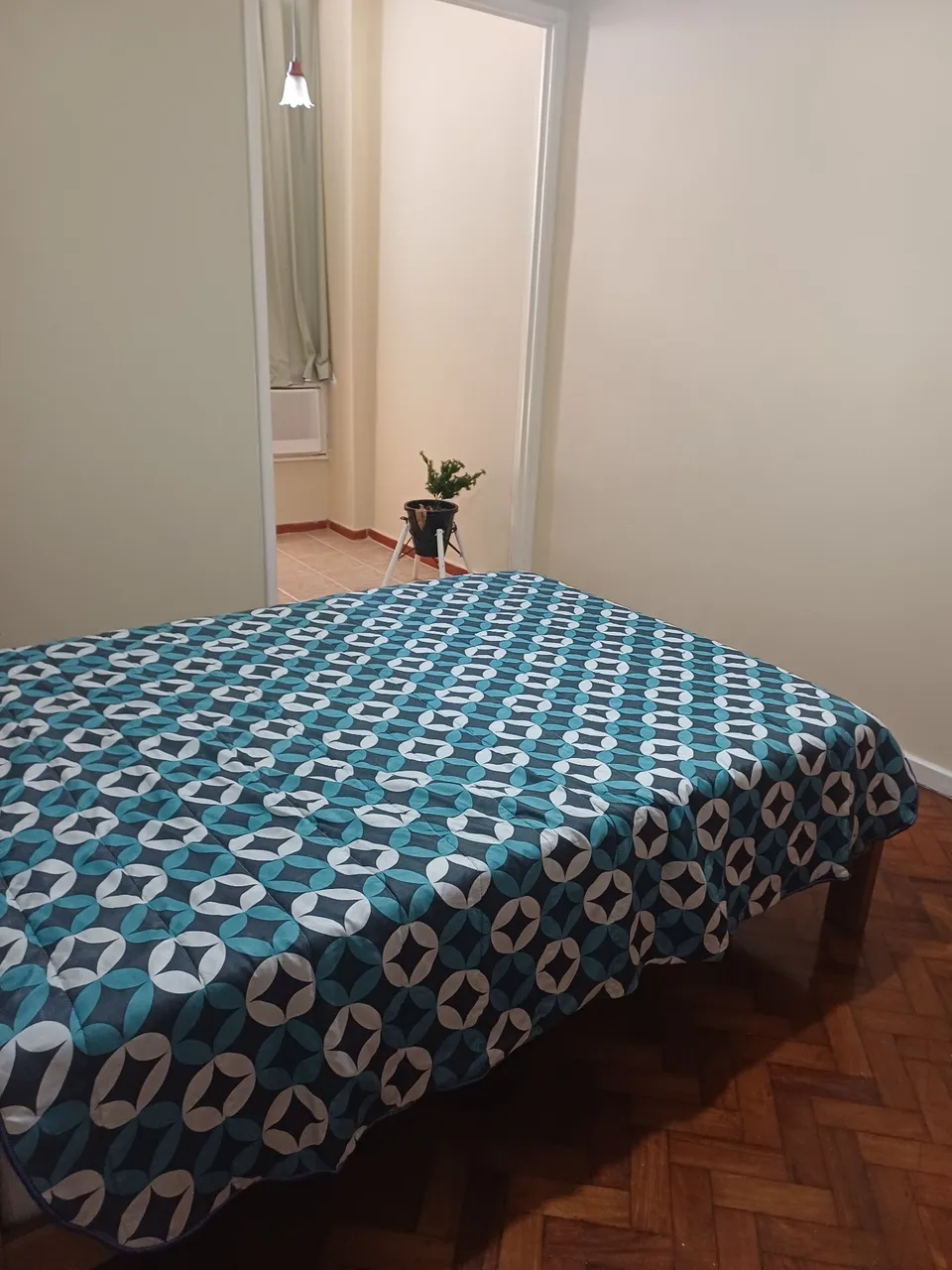 3-bedroom apartment with 3 bathrooms and separate kitchen — photo 6