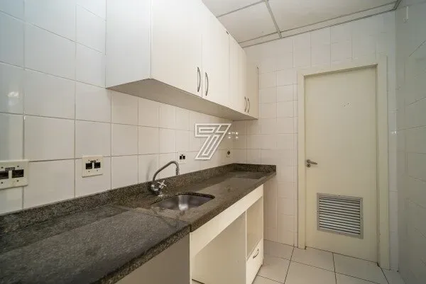Unfurnished house with 5 bedrooms and 5 bathrooms — photo 2