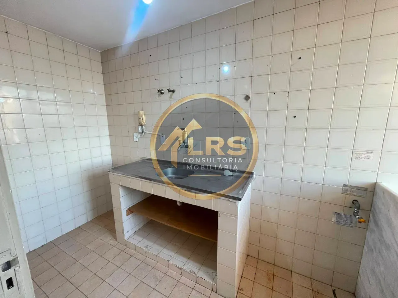 Apartamento mobiliado de 2 quartos no 8º andar, 46 m² — photo 2