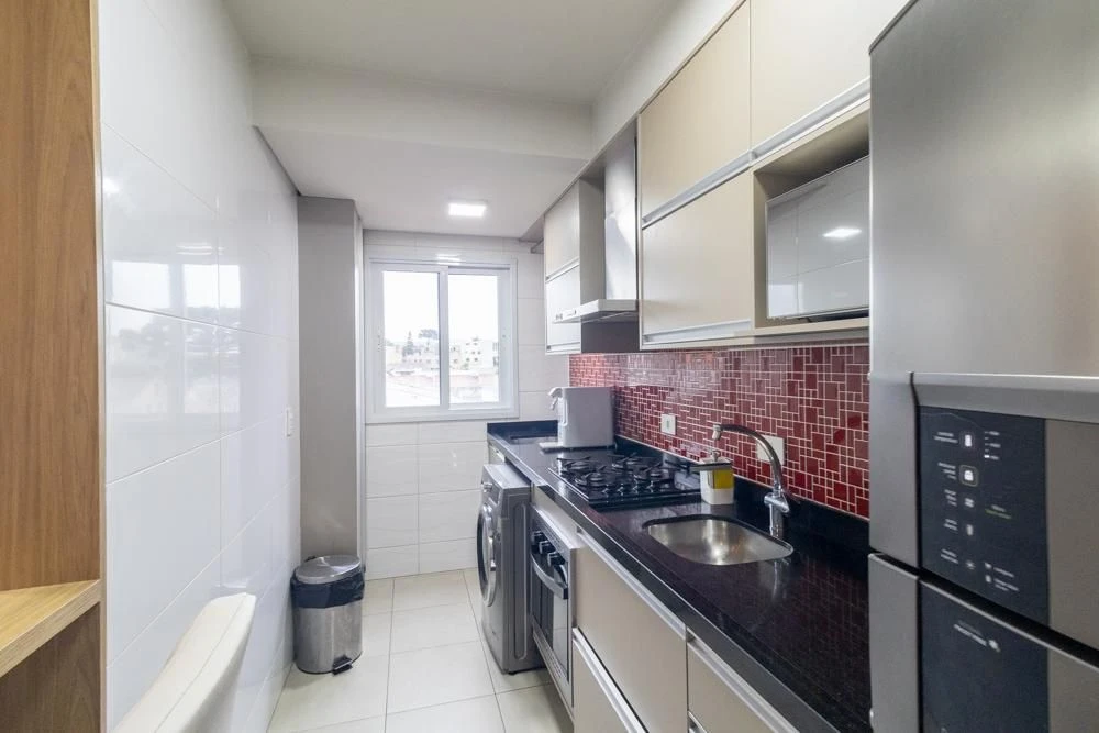 Furnished 2-bedroom apartment with a modern open kitchen
