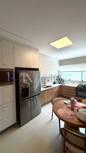 4 quartos e máquina de lavar: casa de 250 m² — photo 4