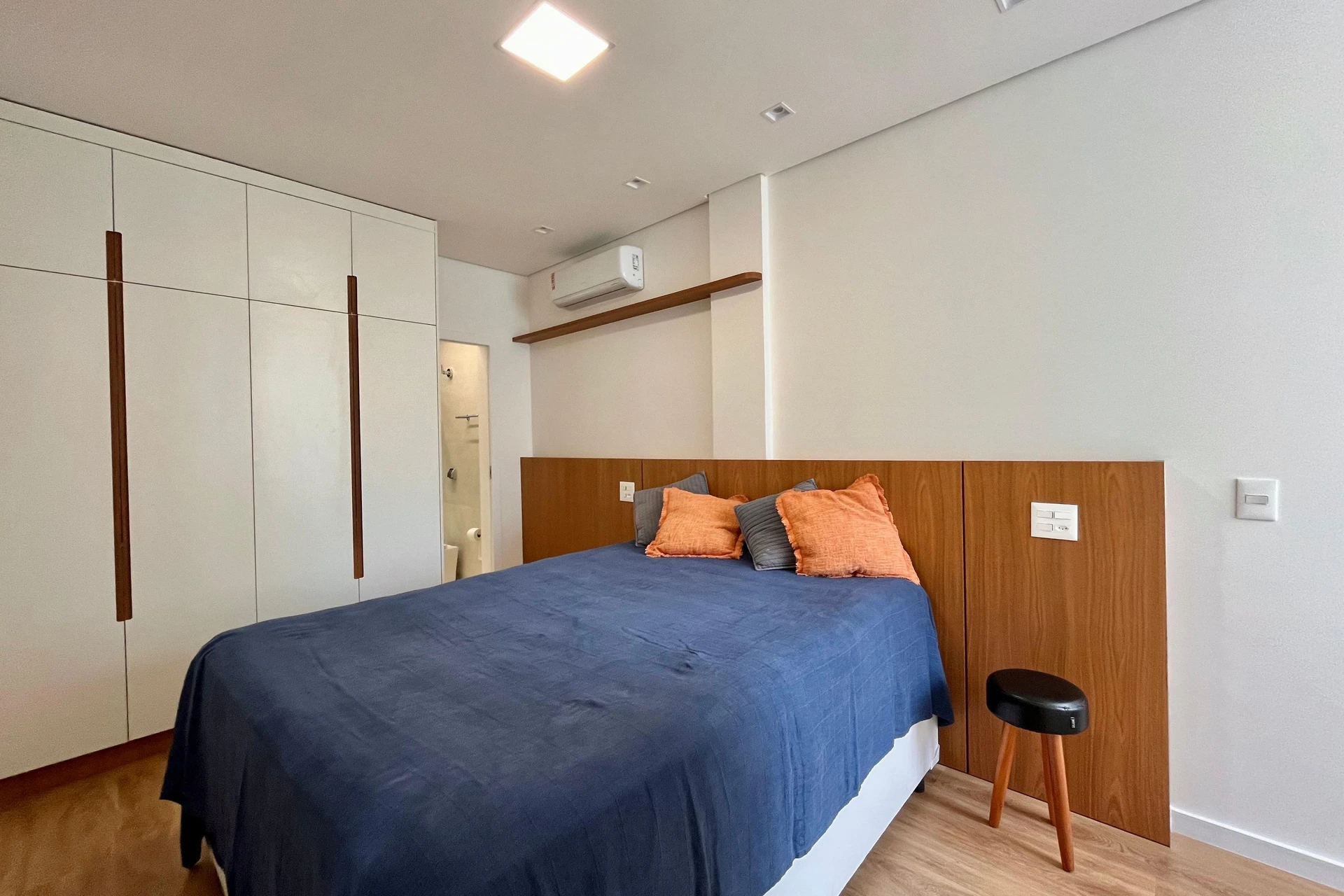Furnished apartment, 70 m², with a home office — photo 14