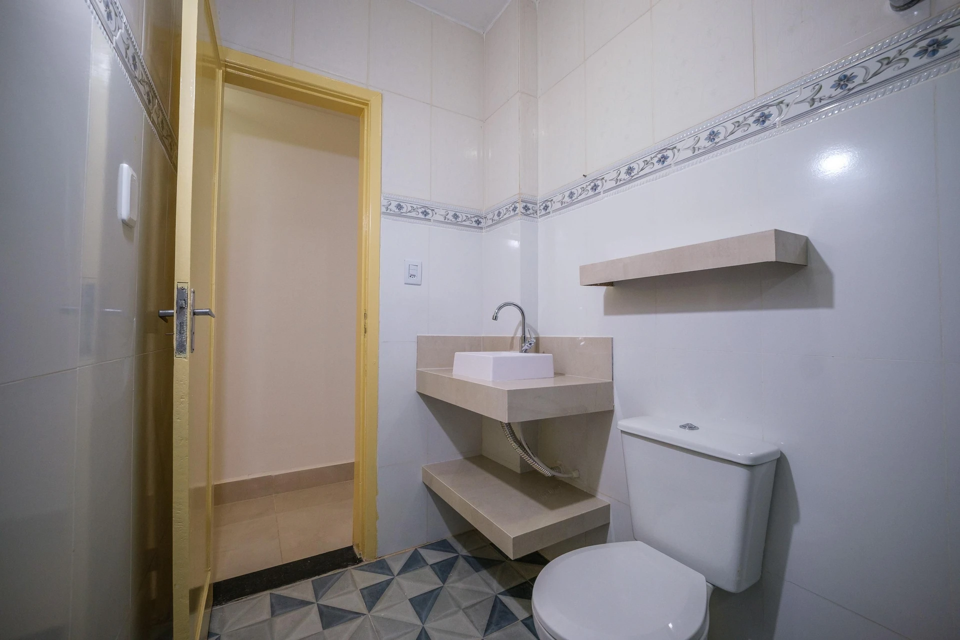 2-bedroom apartment with 1 parking space and private garden — photo 26