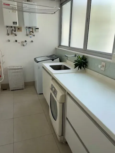 3-bedroom apartment with a washing machine in Rio de Janeiro — photo 18