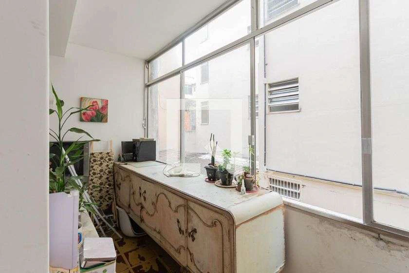 Furnished 2-bedroom apartment with 65 m² — photo 10