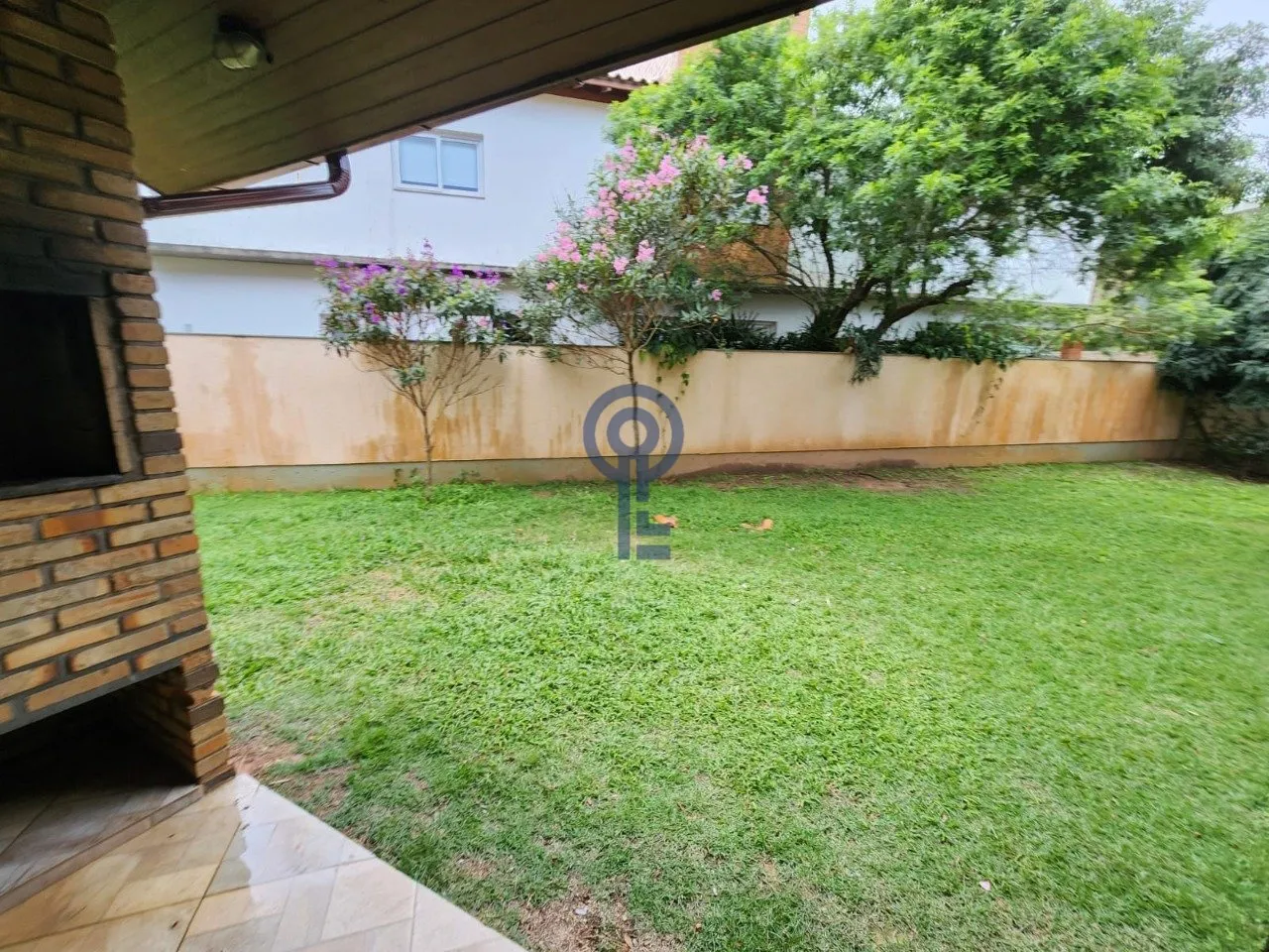 Condo house with 4 bedrooms and a private garden — photo 32