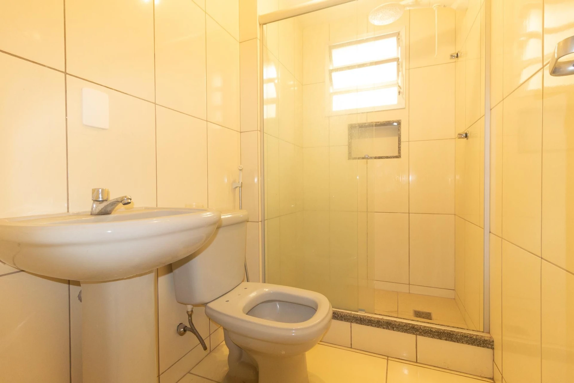 Apartamento de 1 quarto com 1 vaga e área de serviço — photo 13