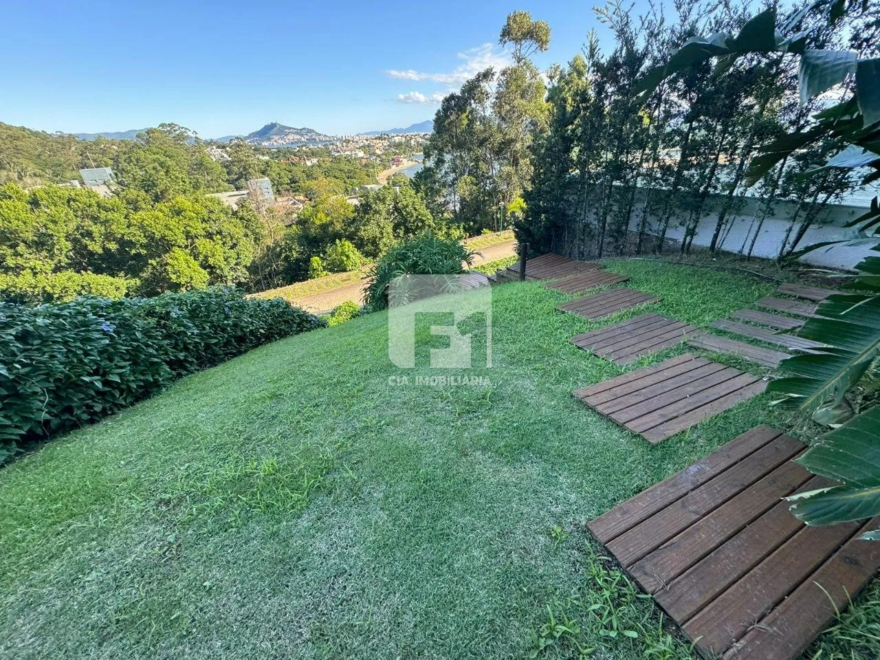 Furnished house with 7 bedrooms and a real desk — photo 25
