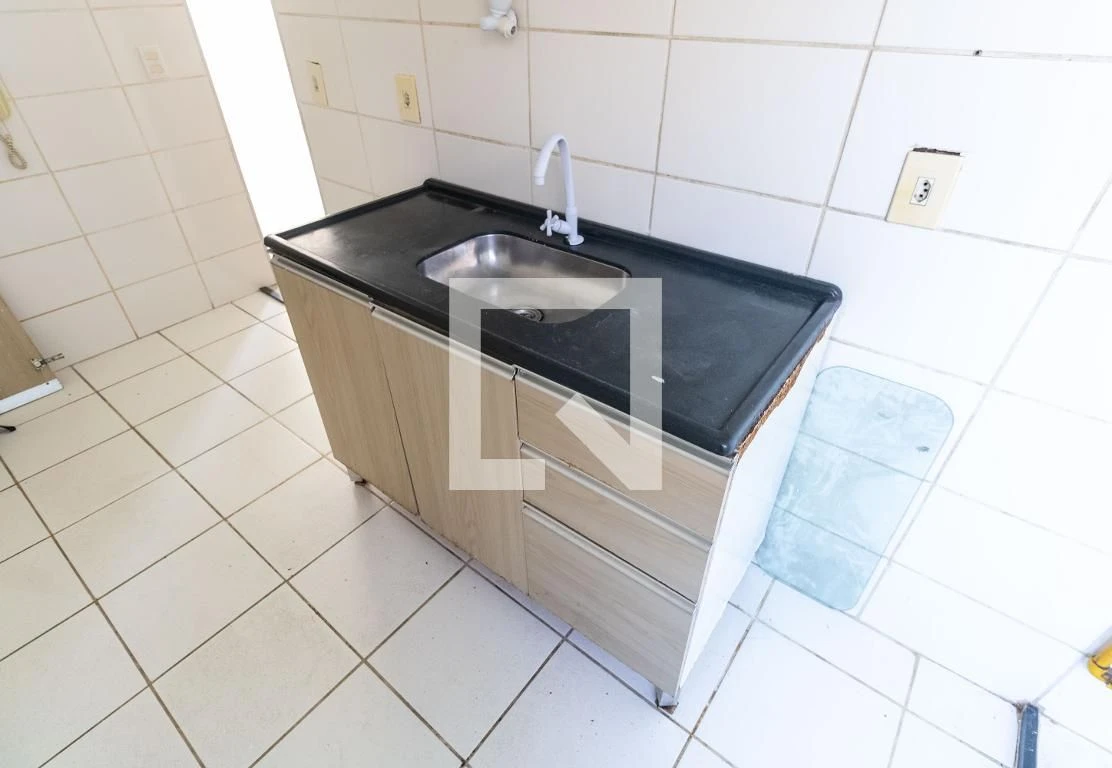 Apartamento sem mobília com churrasqueira na varanda — photo 20