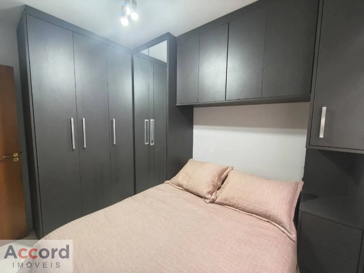 3-bedroom apartment with a washing machine in Curitiba — photo 4