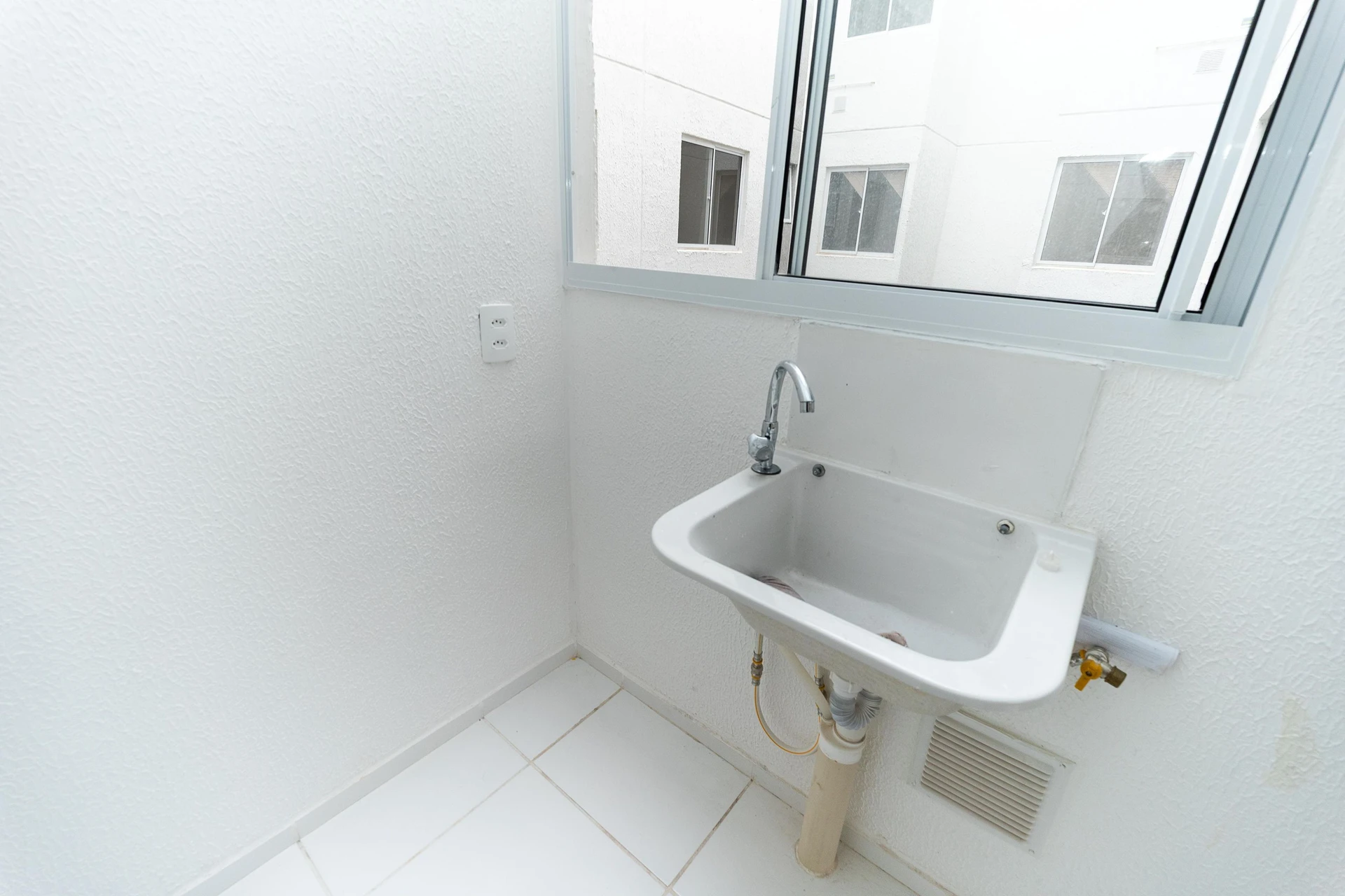 Apartamento de 40 m² e 2 quartos, Inhoaíba — photo 24
