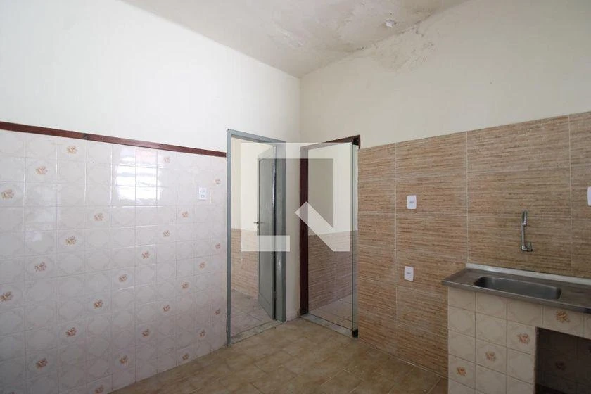 Unfurnished house with 3 bedrooms and 200 m² — photo 15
