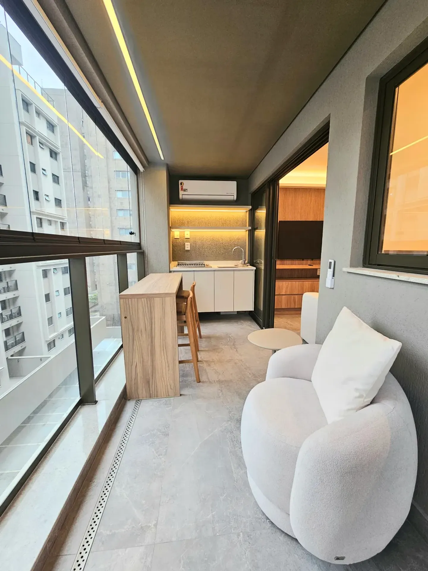 Apartment on the 5th floor with a private BBQ — photo 7