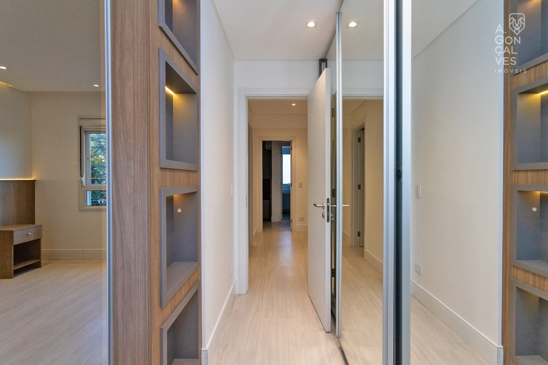 Apartamento com 4 quartos, 3 banheiros e 3 vagas — photo 56