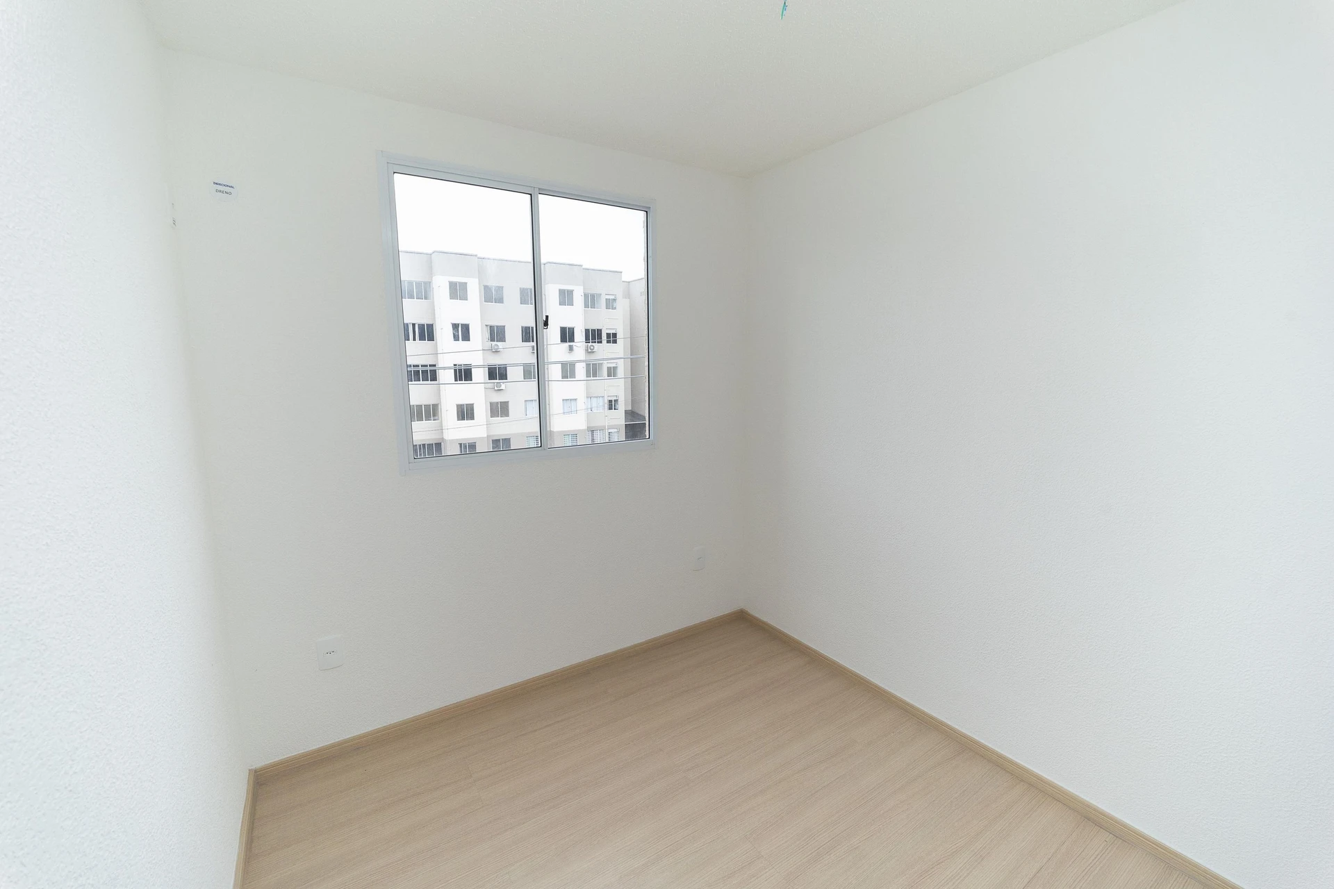 Apartamento de 2 quartos em condomínio com piscina — photo 12