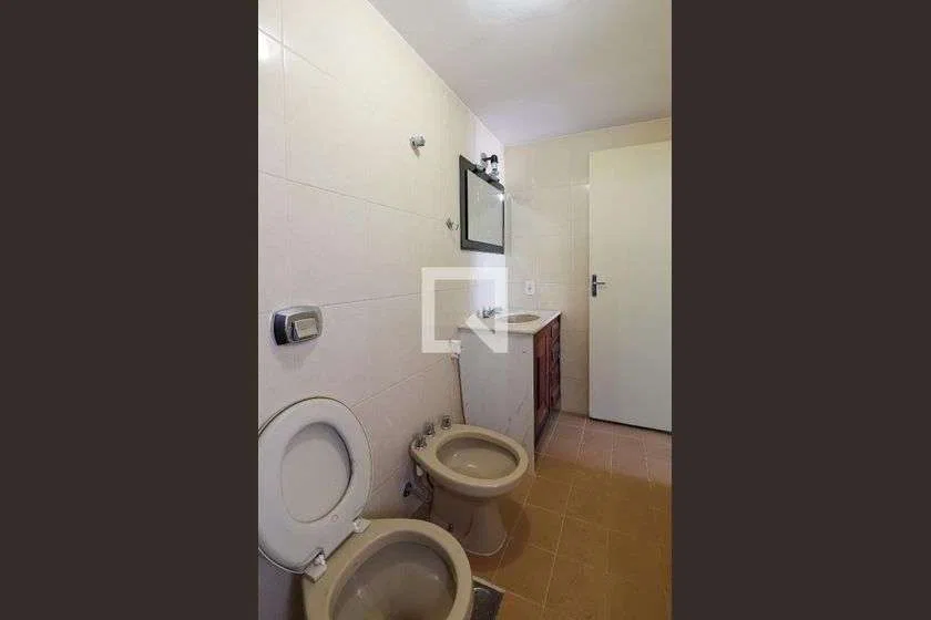 3-bedroom apartment with a mountain view in Rio de Janeiro — photo 76