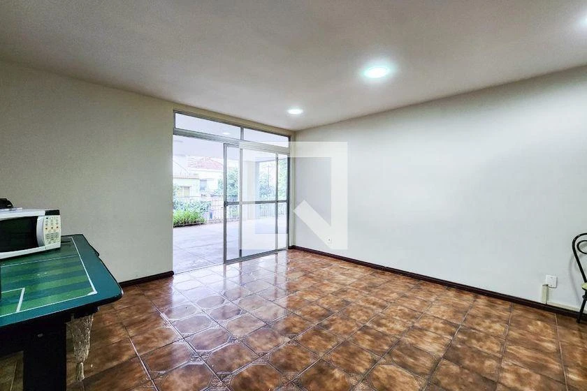 2-bedroom apartment in a building with a pool — photo 12