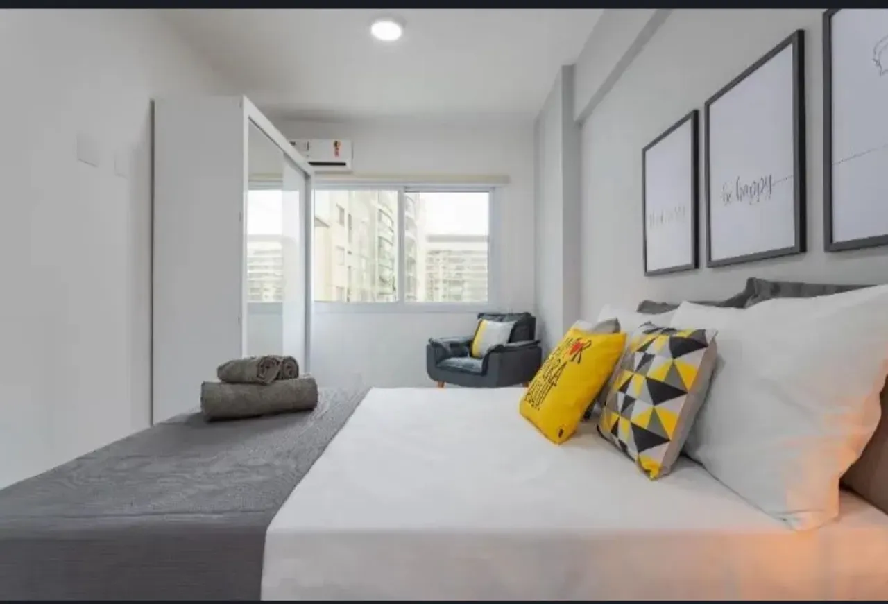 Apartment, 78 m², with floor-to-ceiling windows — photo 2