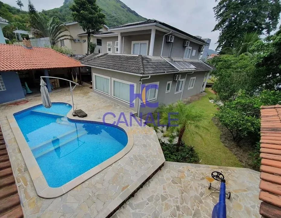 House with 5 bedrooms and mountain-view windows — photo 5