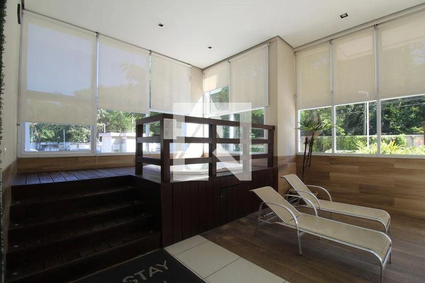 Furnished 2-bedroom apartment with an en-suite pair — photo 20
