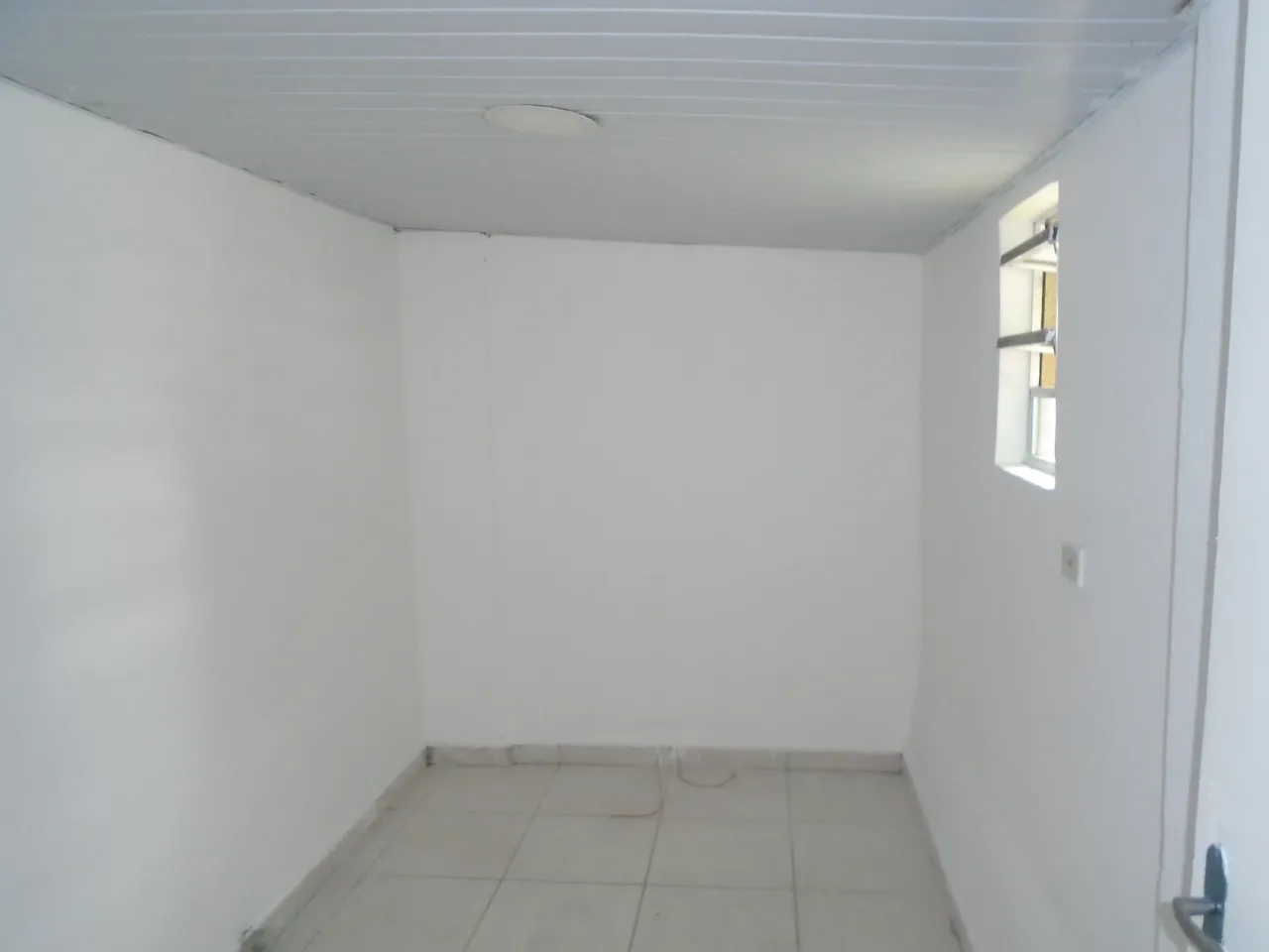 Casa sin amueblar con 4 dormitorios y 1 baño — photo 13