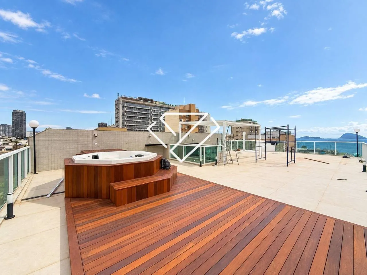 Water view in a 3-bedroom apartment, 660 m² — photo 9