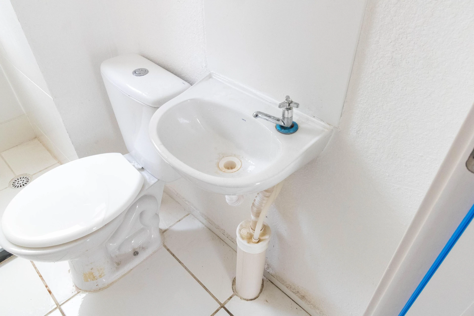 Unfurnished 2-bedroom apartment with no parking — photo 32