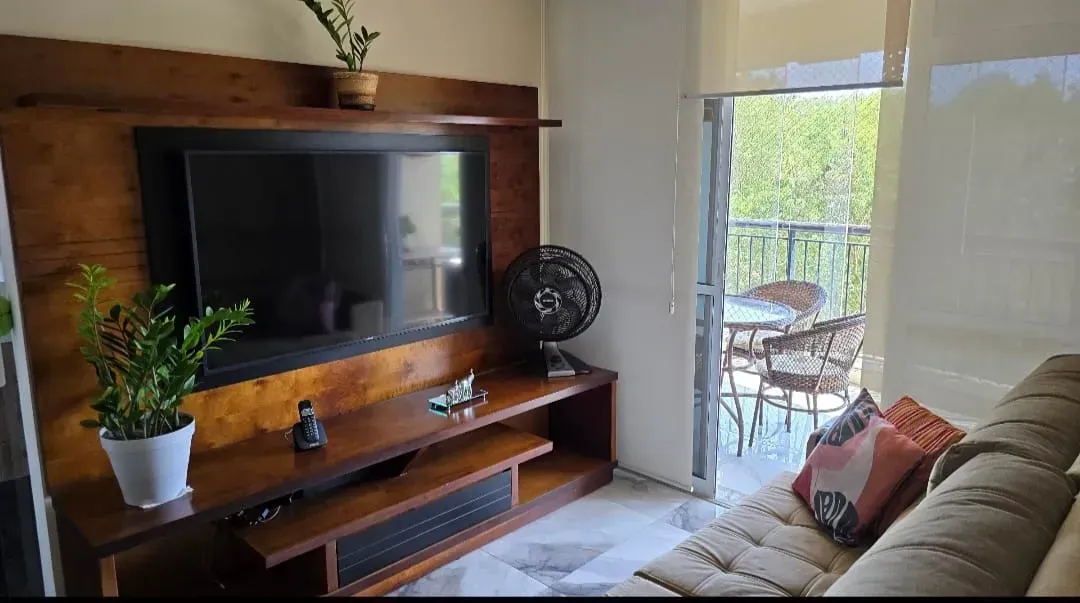Furnished 70 m² apartment with 2 bedrooms and glass balcony — photo 17