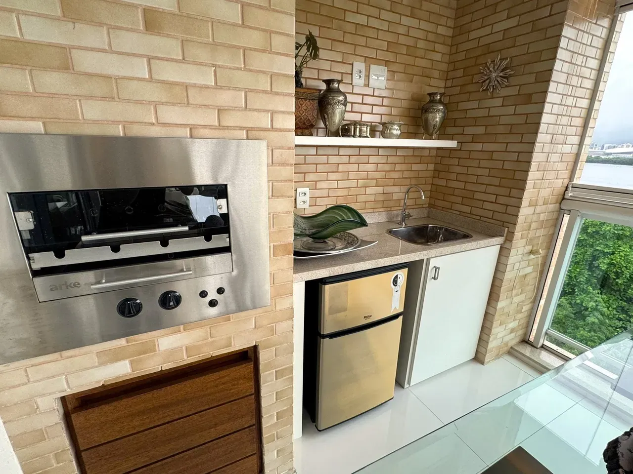 227 m² apartment with a water view and a bathtub — photo 7