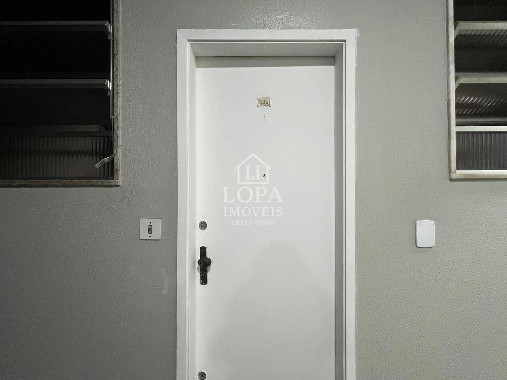 1 quarto e piso de madeira ou laminado: apartamento de 32 m² — photo 7