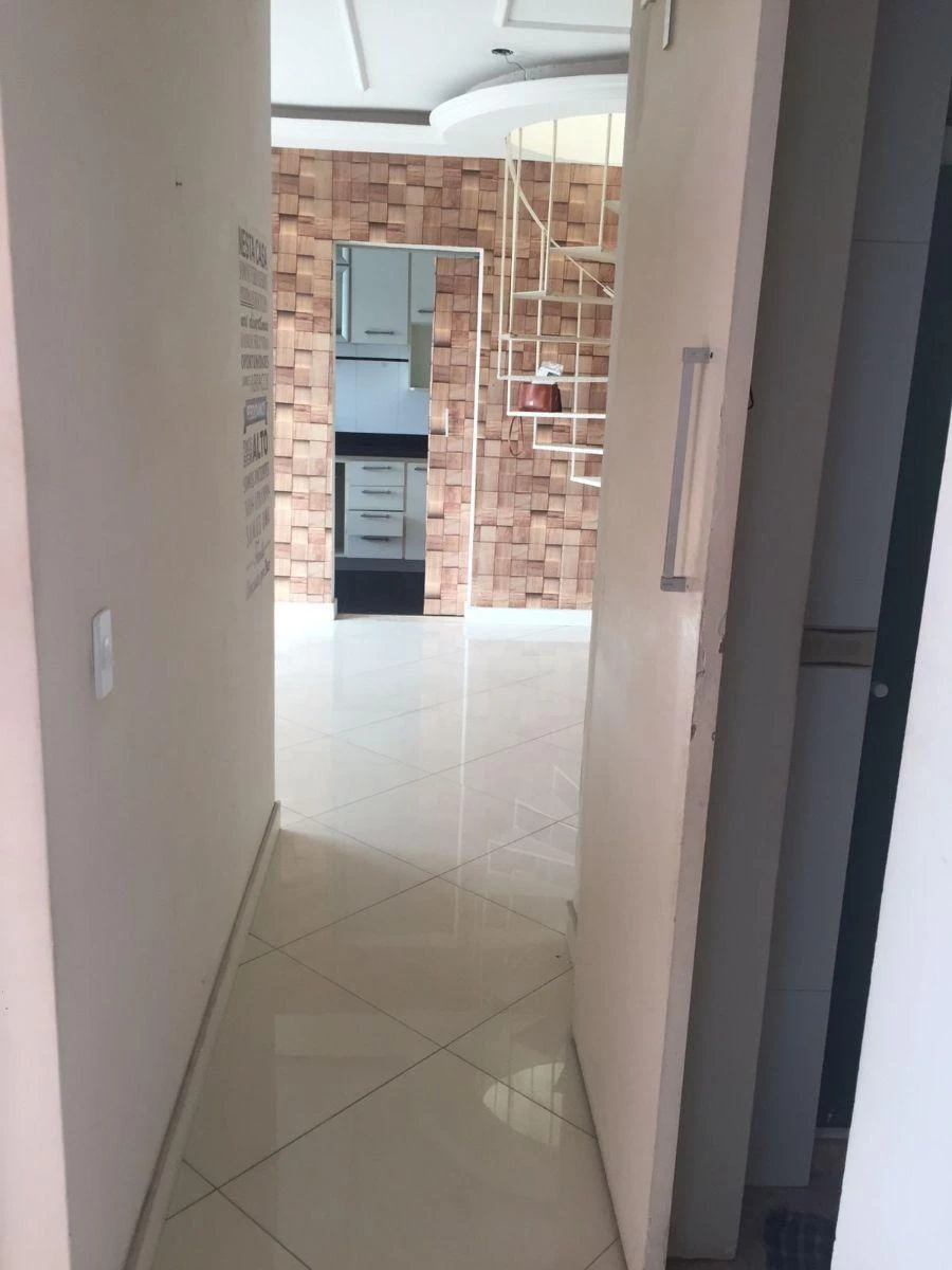 Квартира 120 м² с душем в стеклянной кабине — photo 21