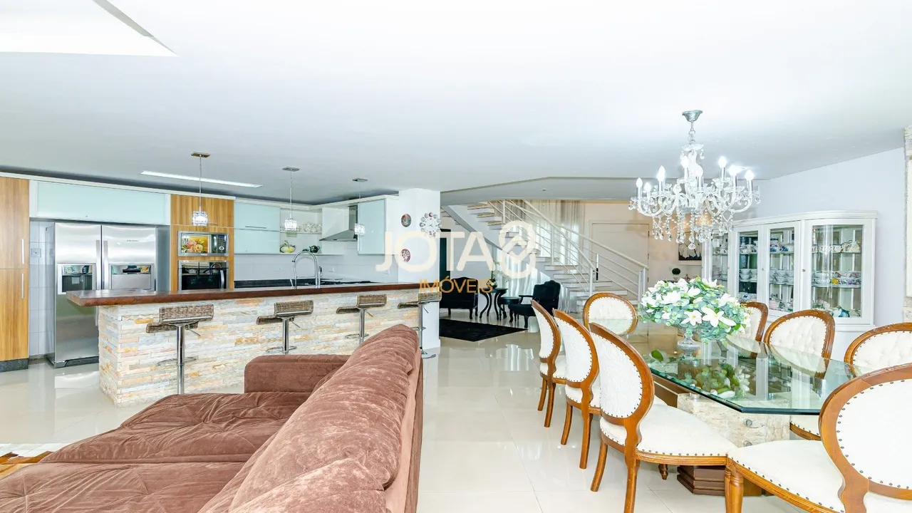 Furnished house with 3 en-suite bedrooms and open kitchen — photo 2