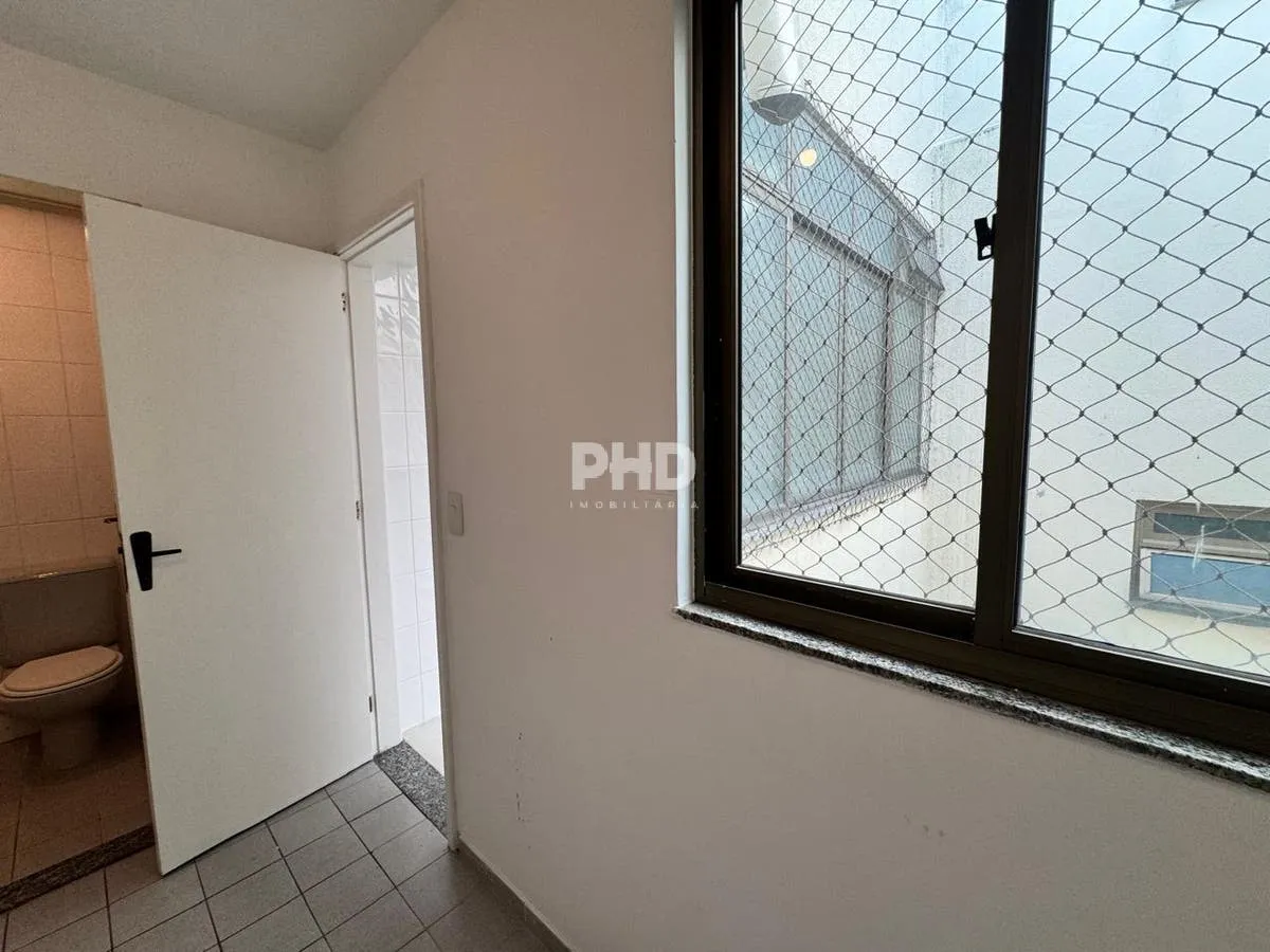Apartment, 183 m², with a grill on the balcony — photo 43