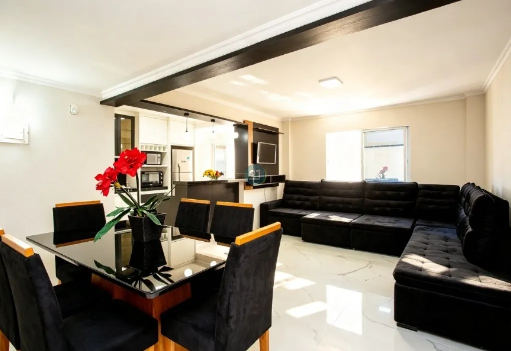 Стиральная машина и 2 спальни: квартира 91 м²