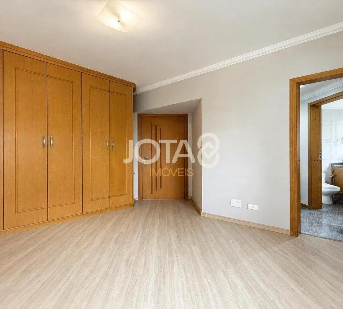 Departamento de 4 dormitorios con bañera — photo 14