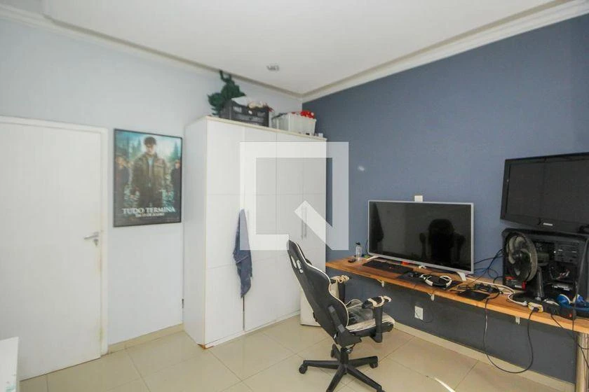 Furnished apartment, 230 m², with a walk-in closet — photo 38