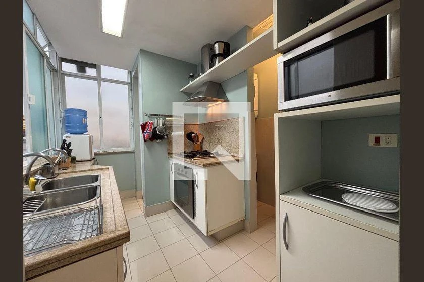 Furnished 85 m² apartment with 1 bedroom and 2 bathrooms — photo 14