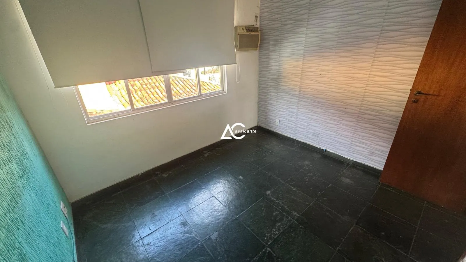 Furnished duplex house with 4 bedrooms and 600 m² — photo 27