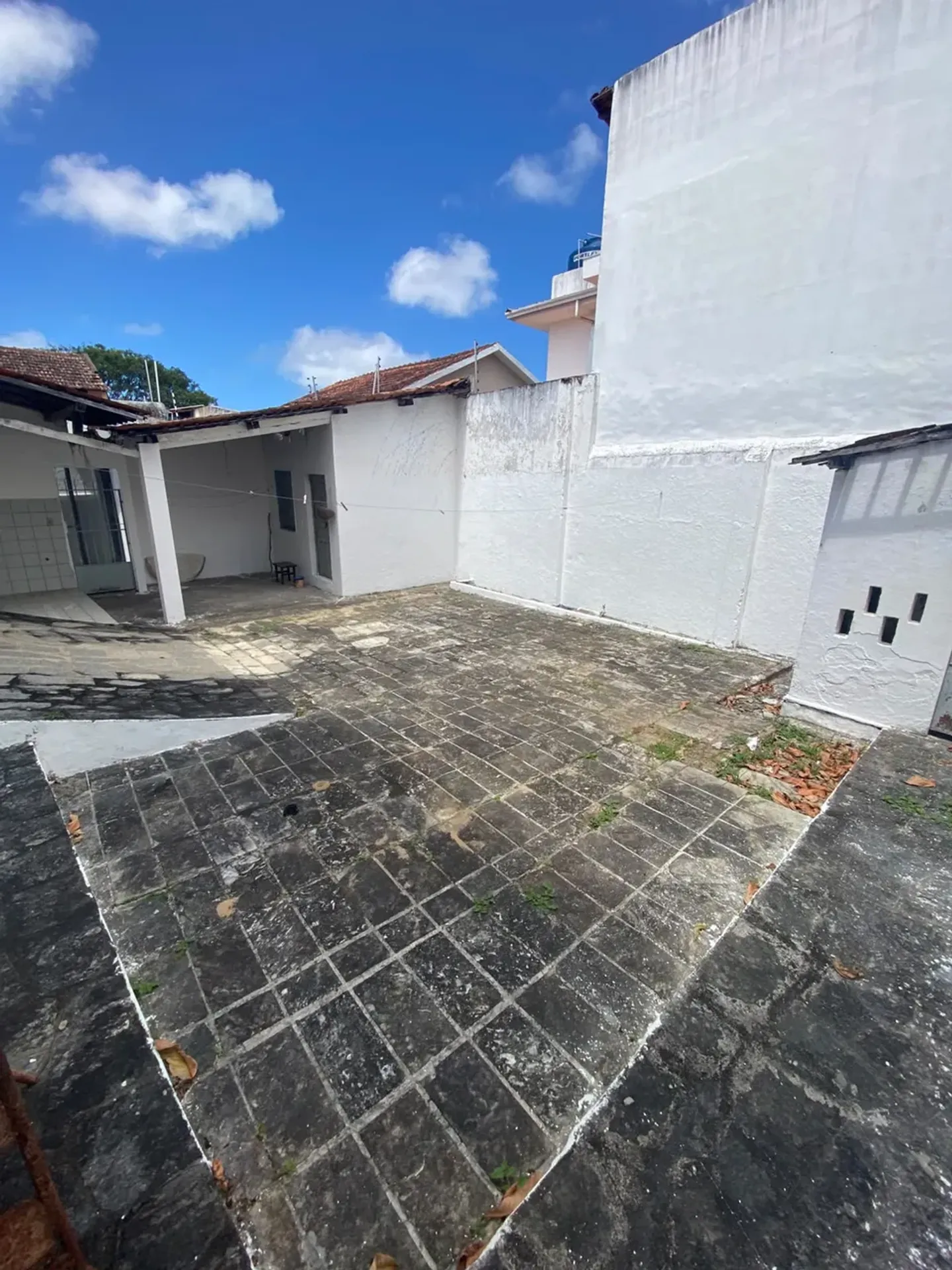5-bedroom apartment, 1 with its own bathroom, 300 m² — photo 13