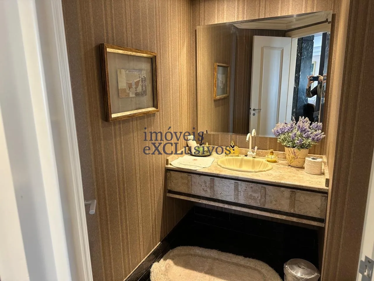 Furnished 4-bedroom apartment with 5 bathrooms — photo 10