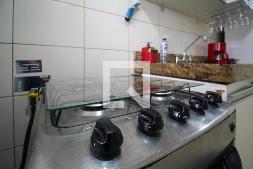 Apartamento mobiliado de 2 quartos com varanda e vaga — photo 20